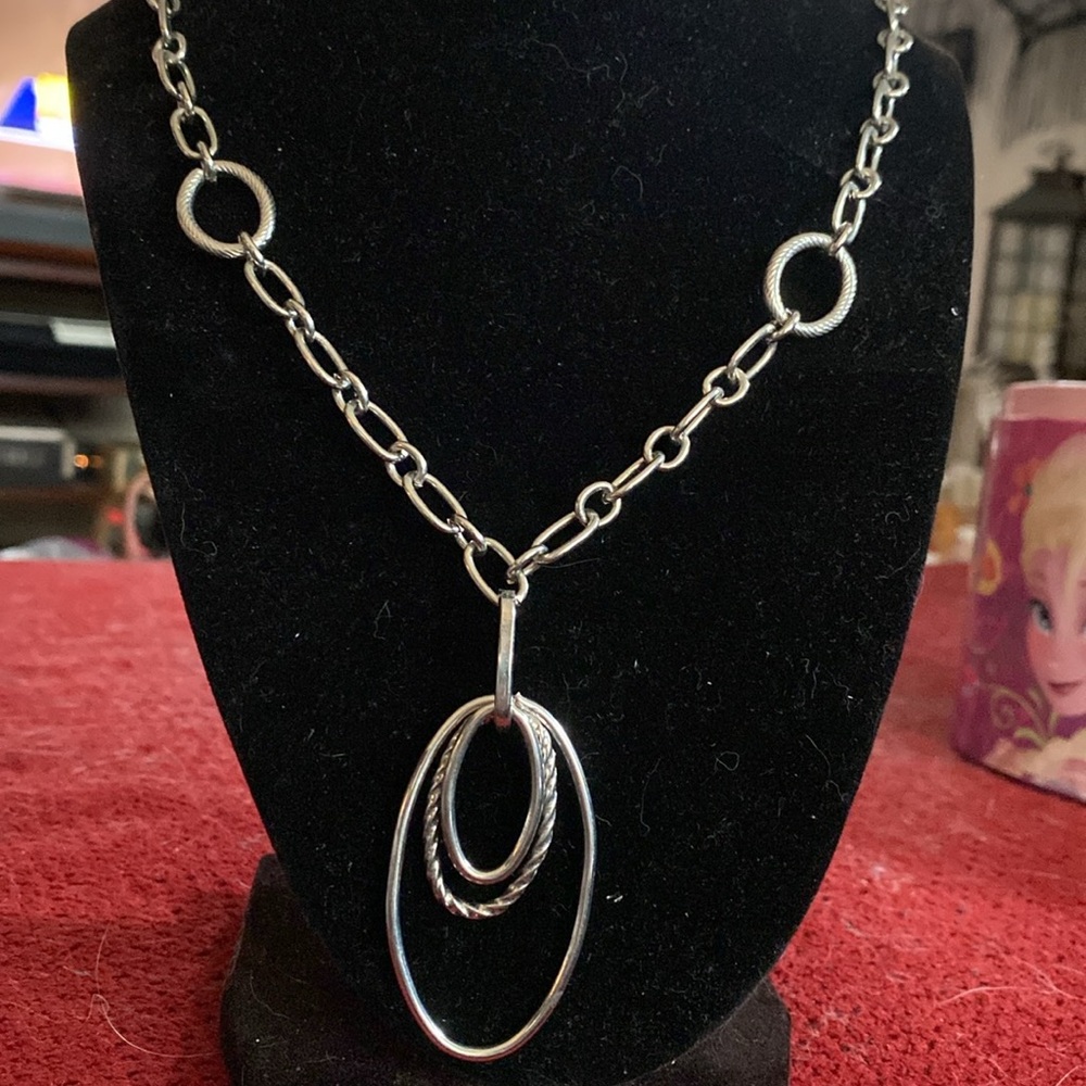 Elegant Silver Necklace